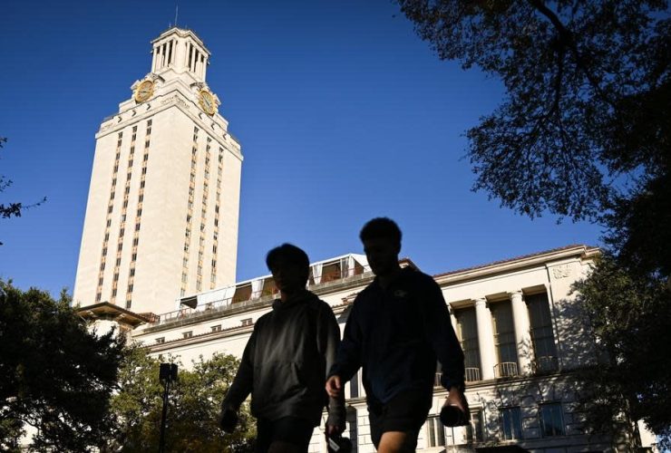 Free Tuition at University of Texas for Families with Incomes Below $100,000