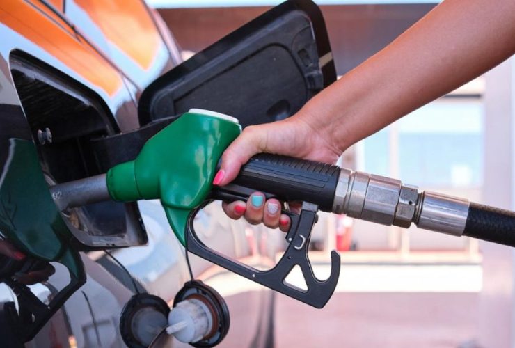 Seasonal Trends Bring Lower Gas Prices to Tennessee Residents