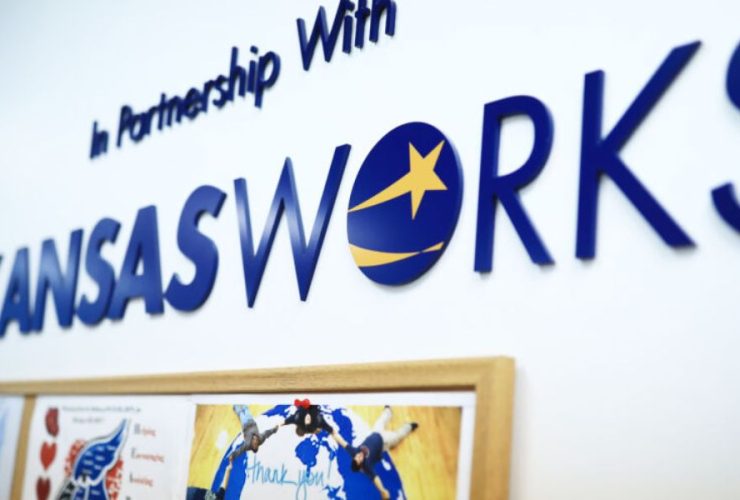Job Seekers Alert: Kansas Hosting Job Fair with 500+ Available Jobs