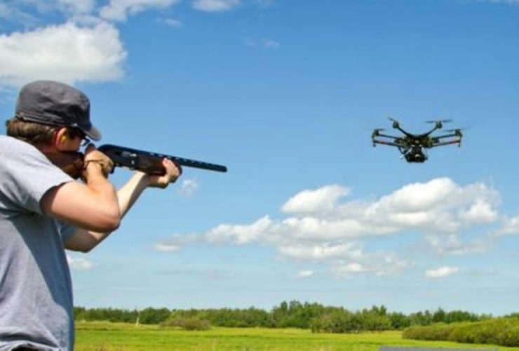 New Law Allows Drones Over Private Property, Shooting Them Down Is Now a Felony