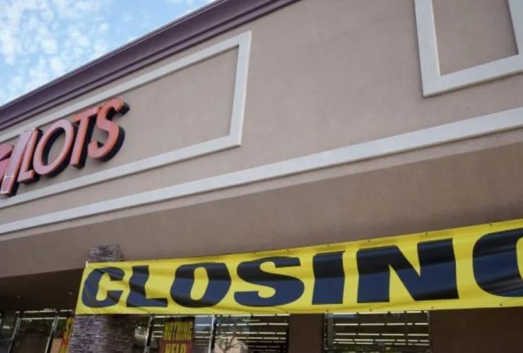 New Year, Tough News Big Lots to Lay Off Hundreds of Employees in Pennsylvania as 2025 Begins