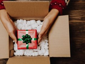Plan Ahead How to Avoid Extra Holiday Shipping Costs by Meeting Deadlines