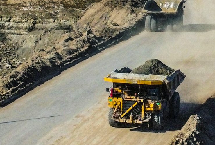 Wyoming and Montana File Lawsuit to Lift Federal Coal Leasing Ban in Powder River Basin